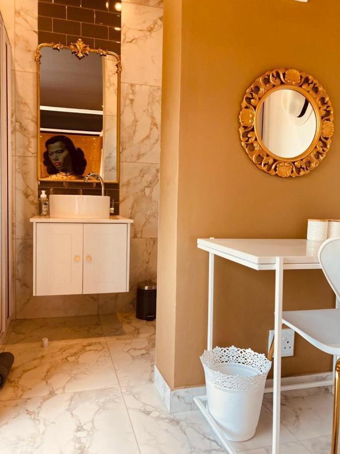 Cellar In Town Bed & Breakfast Robertson Luaran gambar